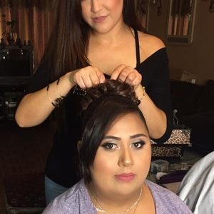 Meet your Posher, Elvia